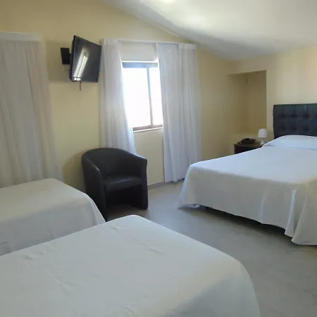 Princesa Do Gilao 4* タヴィラ