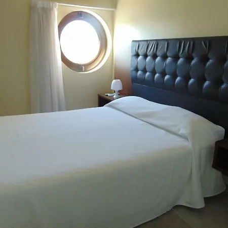 ゲストハウス Princesa Do Gilao 4*